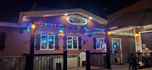 Hideaway Pub & Beer Garden