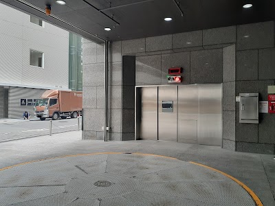 ヒューリック心斎橋ビル月極駐車場
