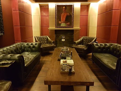 Photos of La Hoja Lounge Cafe