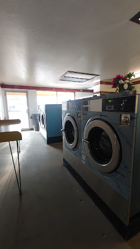 Earl's Laundry & Dry Cleaning Gallery - United States