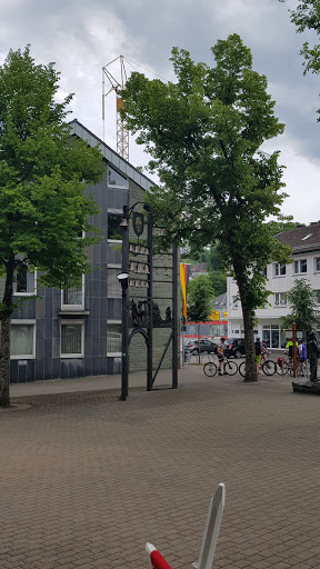 Glockenspiel auf dem Warsteiner Marktplatz - Thumbnail
