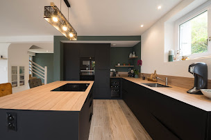 Photo n°6 de TALOC PEINTURE à Ploudalmézeau (Magasin de peintures)