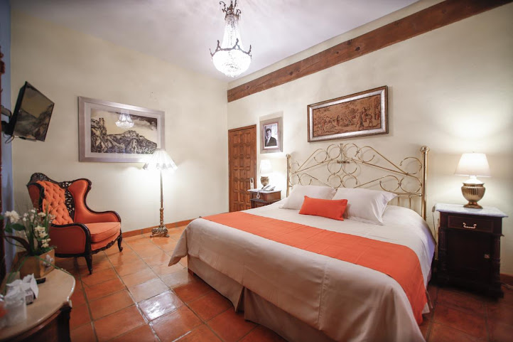 El Mesón de los Poetas by null