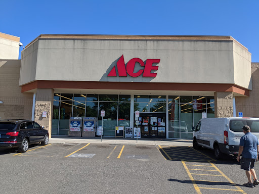 Division Ace Hardware - Visual