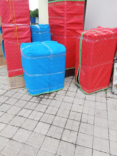 Af1qippsdnhkodmluxzrjl7luhv27kvqc1ffcfvc4c8a=s508 K No