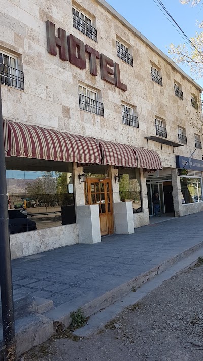 Photos of Hotel El Monta&ntilde;es "Uspallata"
