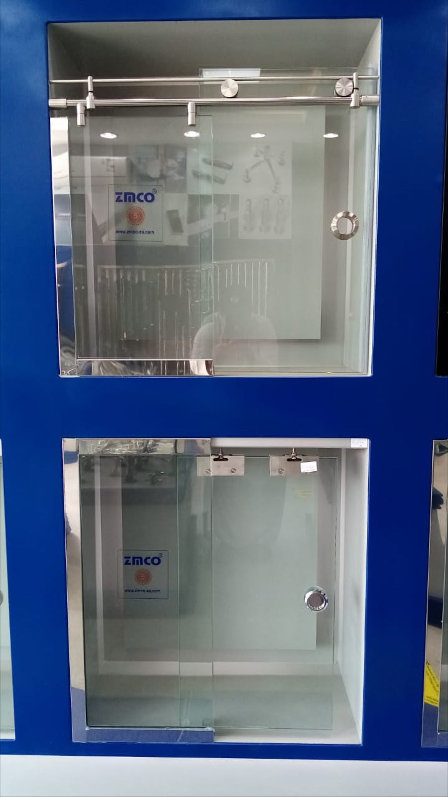 زمكو لإكسسوارات الزجاج والدرابزين وإستانلس إستيل والأبواب المطوية - صورة 2