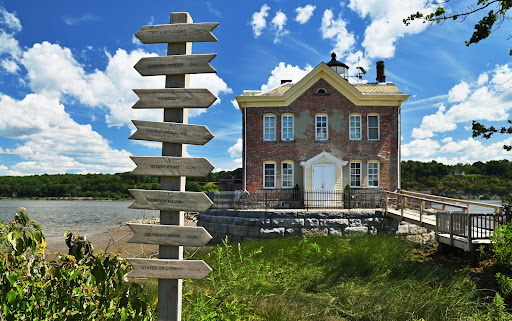 Saugerties Lighthouse Logo