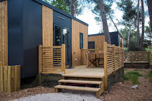 Photo n°99 de Camping Youcamp Village - Marseille Provence à Aubagne (Agence de voyages)