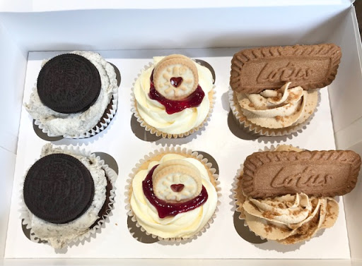 Affordable Bespoke Cakes - Thumbnail