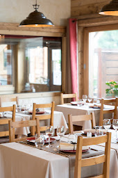 Photo n°2 de Restaurant Thyez - Au Vieux Chalet à Thyez (Restaurant)