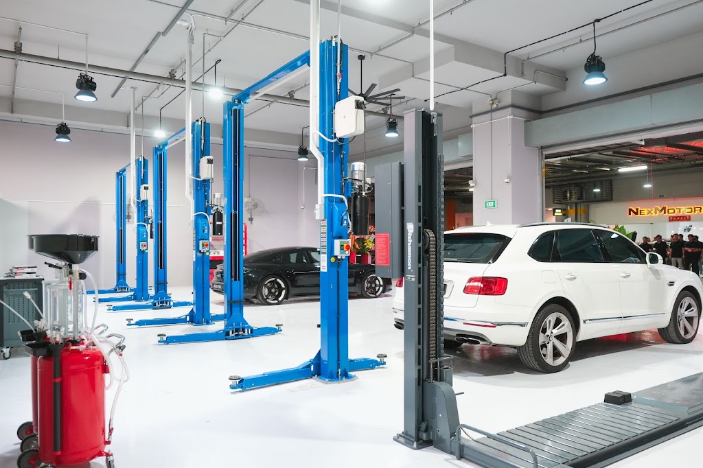 Invictus Autolution PTE LTD - car servicing Singapore facility photo 2