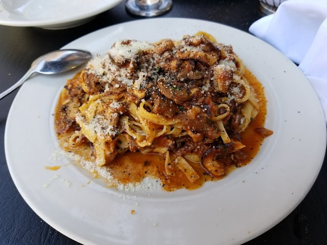 Petrarca Cucina e Vino