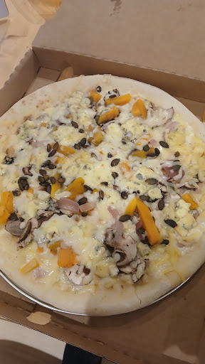 Photo 2 - Just Queen - Distributeur de pizzas