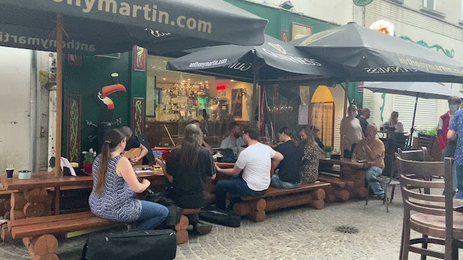 Beoordelingen van Molly's Irish Bar in Antwerpen - Sportcomplex