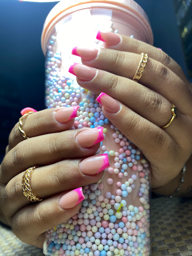 Knail Studio by Kari Siderovas