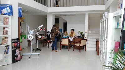 Photos of AMATOA EQUIPOS DE COSMETICA