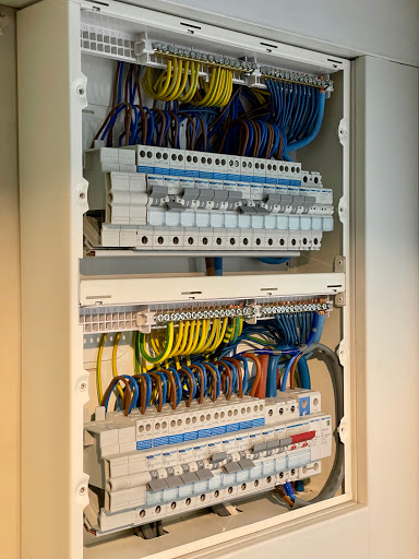 JDH Electrics - Visual