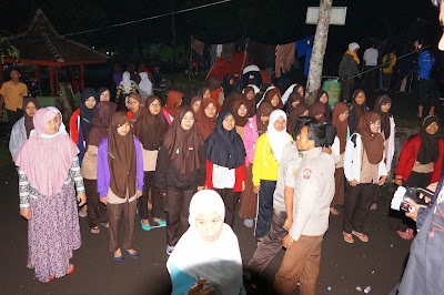 Photos of SMA Khz Musthafa