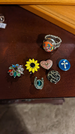 Finders Keepers Consignment - Thumbnail