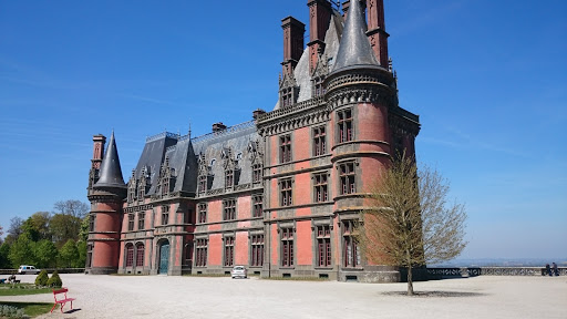 Chateau De Trevarez Saint Goazec Destimap Destinations On Map