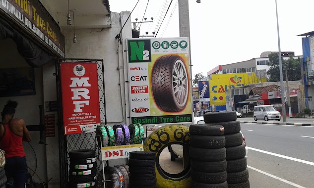 Sasindi Tyre Care, Author: Gamini Deva