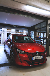 Photo n°4 de Carrosserie SCOFFIER à Nice (Station de lavage automobile)