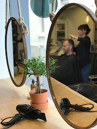 Photo n°19 de De mèche avec Vous à Les Sables-d'Olonne (Salon de coiffure)