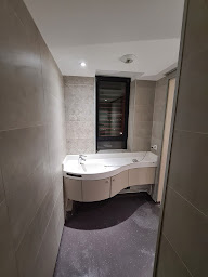 Photo n°15 de LP PEINTURE - Ludovic POUX à Bons-en-Chablais (Peintre en bâtiment)