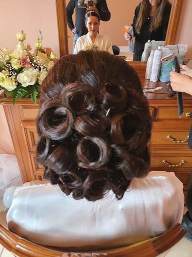 Parrucchiera New look di Carla Esposito coiffeur donna e uomo - Thumbnail