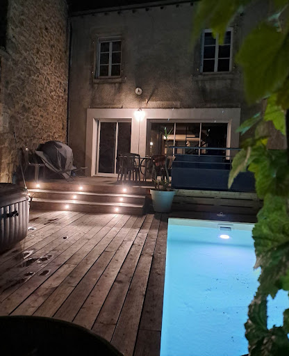 Photo de Atrium Chambres d'Hôtes Piégut-Pluviers