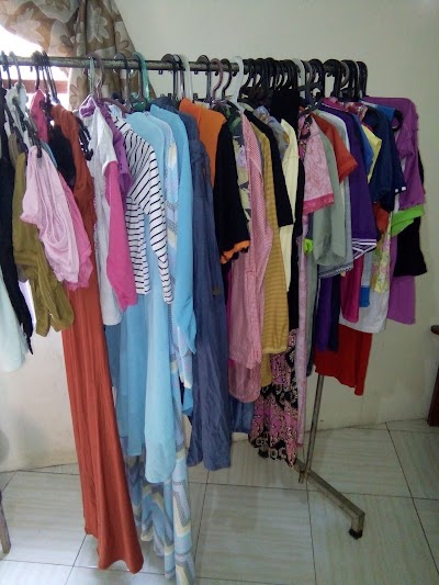 Photos of Kios Adhan & Aura Laundry