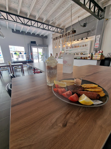 La Mona Restobar - Thumbnail