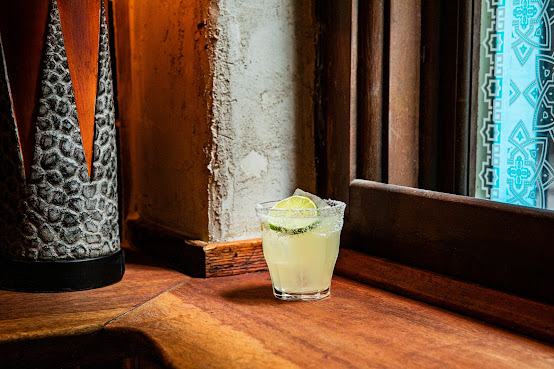 Mexi Stone Street by null