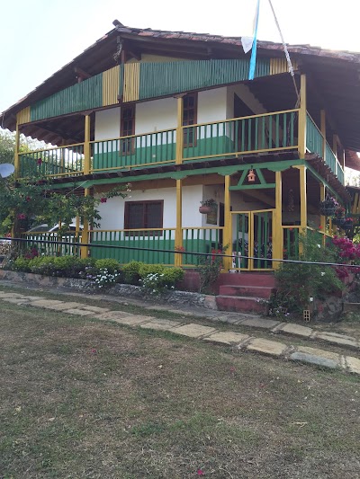 Photos of El laguito