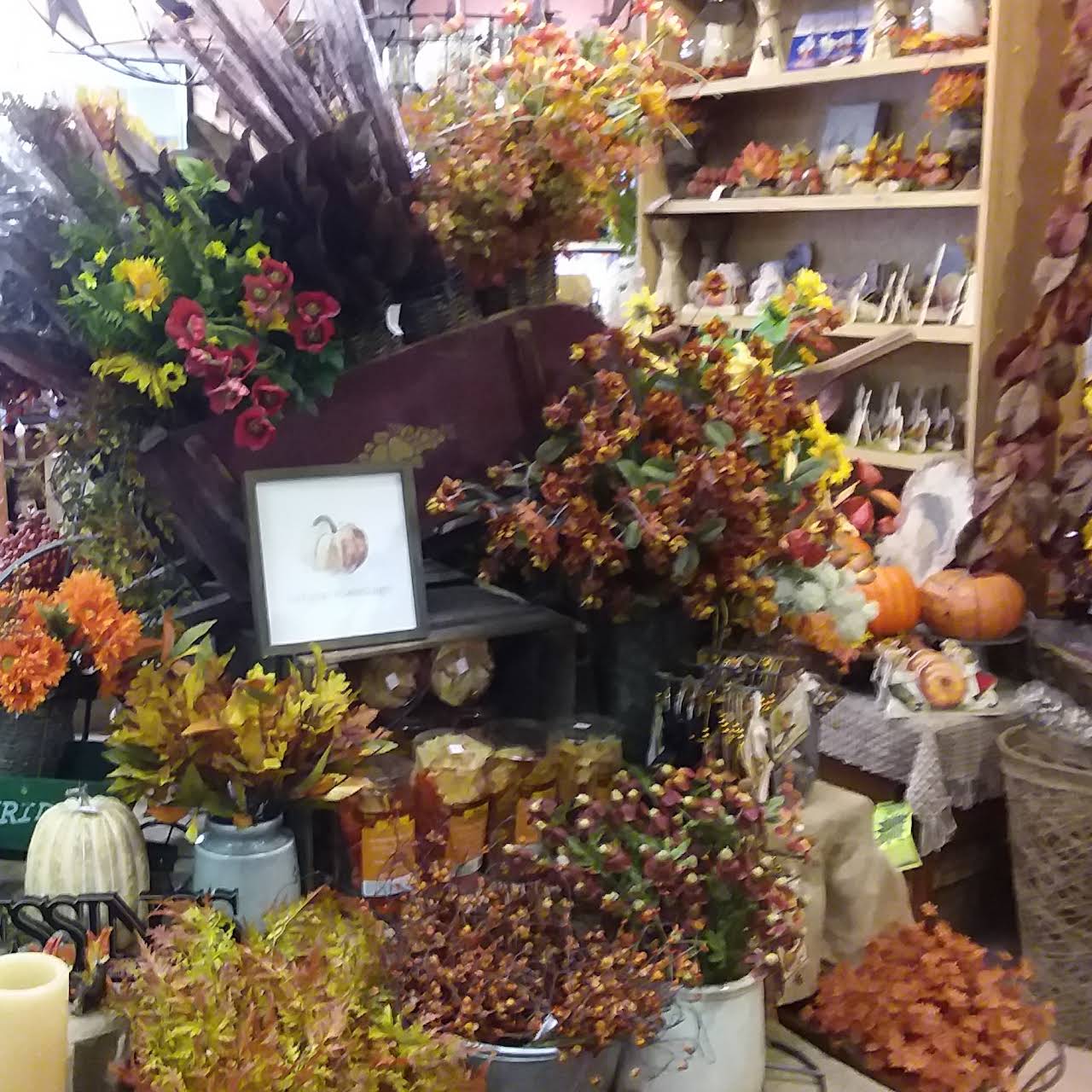 Roadman's Country Living Shop Home Goods Store in Latrobe