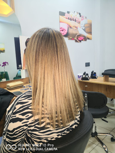 Saloon Paris(Kuaför Saloon Paris)(Fethiye Kuaför Tırnak)