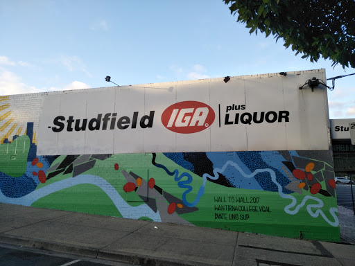 IGA Studfield - Visual
