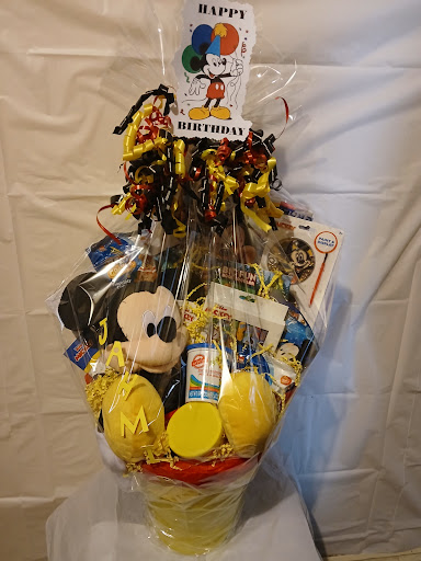 Foxy's Gift Baskets - Thumbnail