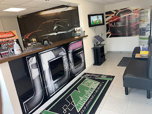 Photo n°3 de JDG Automobiles SARL à Ingré (Garage automobile)