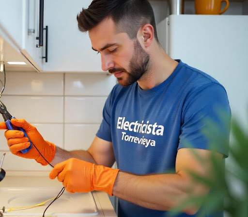 ¿Necesitas un electricista en Torrevieja? ¡No busques más! 💡