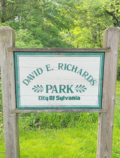 David E. Richards Park - Visual