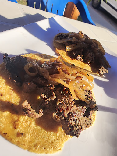 Tacomiendo al carbon