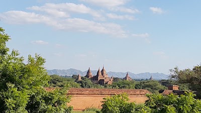 Photos of Dhammayan Gyi Temple
