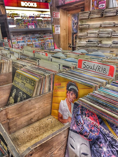Jellybean's Used Books and Entertainment - Thumbnail