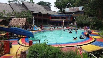 Photos of Kolam Renang Mangkubumi