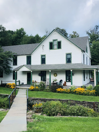 Inn at Toll Gate Creek