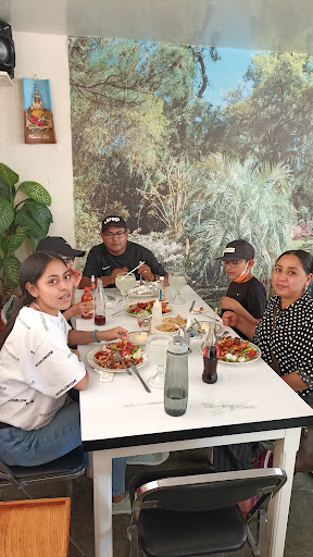 Mariscos El Deportivo - Thumbnail