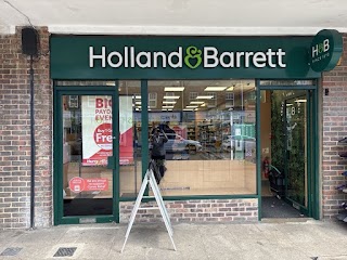 Holland & Barrett - New Milton