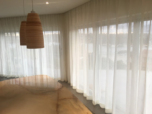Russell's Creative Curtains - Thumbnail